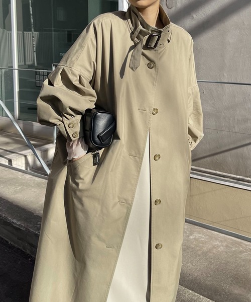 CAPRICIEUX LE'MAGE(カプリシューレマージュ)の「パフスタンドカラーコート(トレンチコート・レディース・ベージュ/カーキ/ピンク/ホワイト系その他・FREE)」の4枚目の写真