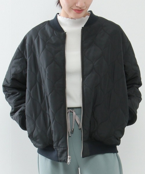 ikka（イッカ）の「2WAYキルトMA-1（MA-1・レディース・ブラック/グリーン系その他/オフホワイト・FREE）」の3枚目の写真