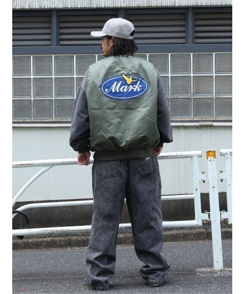 Right-on（ライトオン）の「【Refurbish】ユーズドライクワイドデニム（デニムパンツ・メンズ・ライトインディゴブルー/ダークインディゴブルー/ダークグレー・M/L/XL）」の14枚目の写真