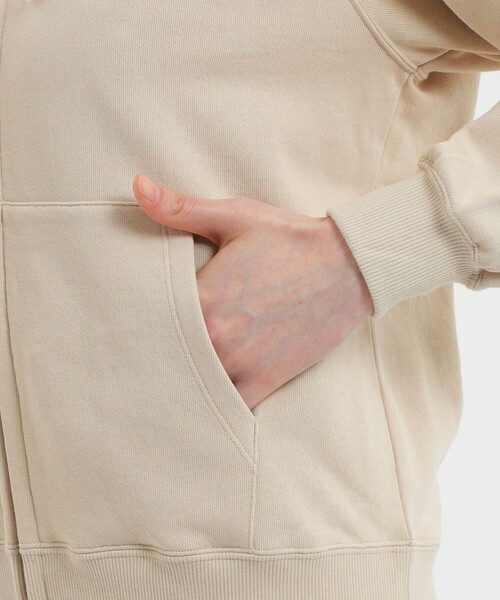 MACKINTOSH PHILOSOPHY(マッキントッシュ フィロソフィー)の「バッキンガムベア コットン裏毛フルジップパーカー(パーカー・レディース・ライトベージュ/ダークネイビー・38)」の8枚目の写真