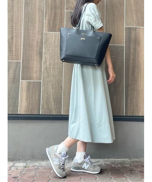 SAMANTHAVEGA(サマンサベガ)の「シンプルリボンA4トートバッグ(トートバッグ・レディース・ブラック/ベージュ・FREE)」の21枚目の写真