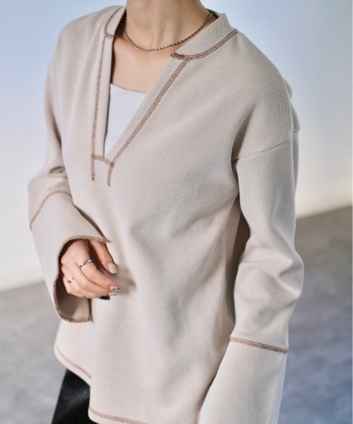 アイボリー・カーキ長袖トップス