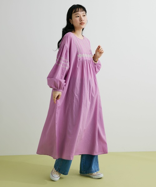 CRAFT STANDARD BOUTIQUE（クラフトスタンダードブティック）の「インドコットン ボリュームスリーブ刺繍ワンピース　◆（ワンピース・レディース・ブラック/オフホワイト/ピンク・FREE）」の3枚目の写真
