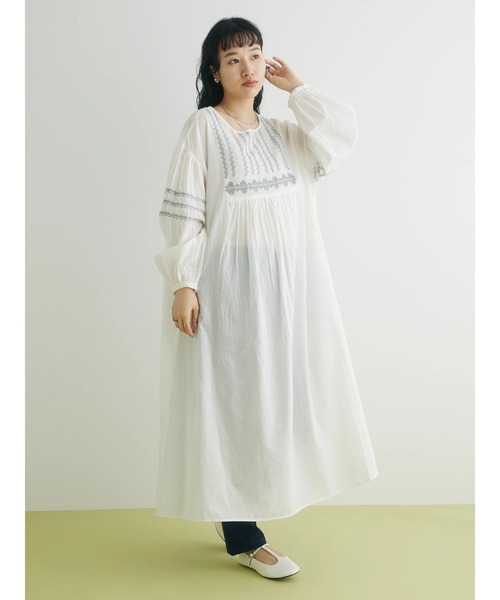 CRAFT STANDARD BOUTIQUE（クラフトスタンダードブティック）の「インドコットン ボリュームスリーブ刺繍ワンピース　◆（ワンピース・レディース・ブラック/オフホワイト/ピンク・FREE）」の5枚目の写真