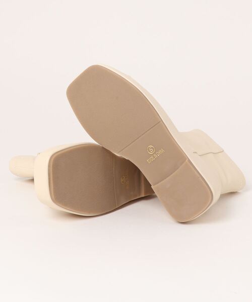 Fabby fabby（ファビィーファビィー）の「ストレッチ厚底ブーツサンダル（サンダル・レディース・ベージュ/オフホワイト/ブラック・LARGE/SMALL/MEDIUM）」の5枚目の写真