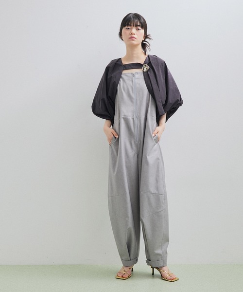 ADAM ET ROPE'（アダムエロペ）の「【サステナブル】バルーンボレロ（シャツ/ブラウス・レディース・ブラック/オフホワイト・FREE）」の3枚目の写真