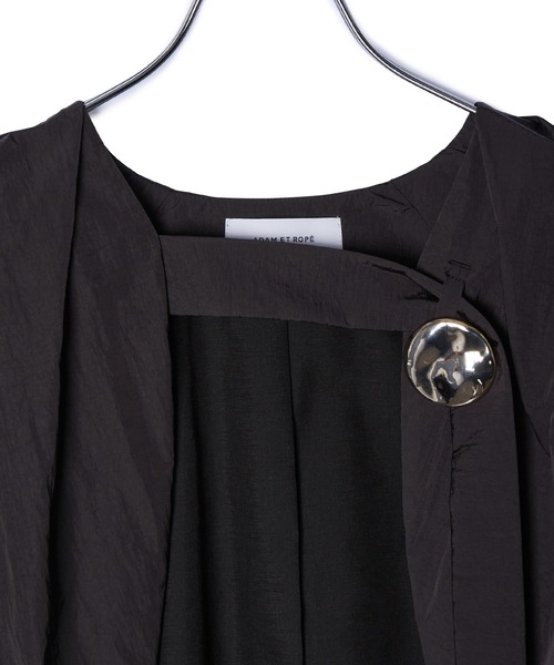 ADAM ET ROPE'（アダムエロペ）の「【サステナブル】バルーンボレロ（シャツ/ブラウス・レディース・ブラック/オフホワイト・FREE）」の13枚目の写真