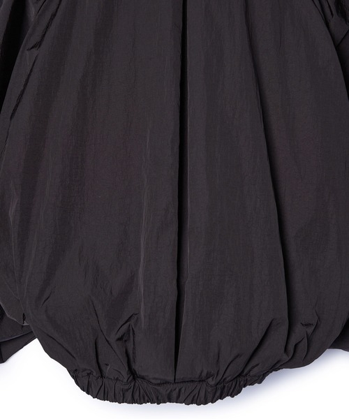 ADAM ET ROPE'（アダムエロペ）の「【サステナブル】バルーンボレロ（シャツ/ブラウス・レディース・ブラック/オフホワイト・FREE）」の10枚目の写真