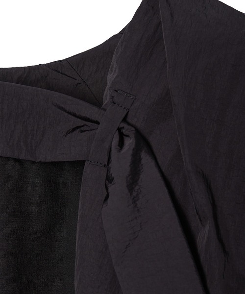 ADAM ET ROPE'（アダムエロペ）の「【サステナブル】バルーンボレロ（シャツ/ブラウス・レディース・ブラック/オフホワイト・FREE）」の5枚目の写真