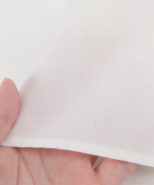 UR'S（ユアーズ）の「シルバー釦ピンタックランタンスリーブブラウス（シャツ/ブラウス・レディース・ホワイト/ブラック・S/M/L）」の7枚目の写真