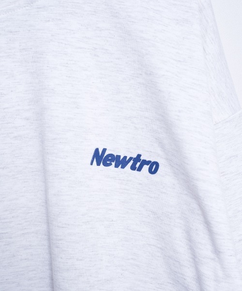 shopnikoniko（ショップニコニコ）の「オーバーサイズ Tシャツ ビッグシルエット  プリント ロゴ Newtro（Tシャツ/カットソー・レディース・ブルー/ピンク/ホワイト・フリー）」の19枚目の写真