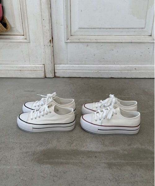 t a r o s u（タロス）の「platform sole sneakers/フラットフォームソールスニーカー（スニーカー・レディース・ホワイト/レッド・24cm/23.5cm/23cm/22.5cm）」の8枚目の写真