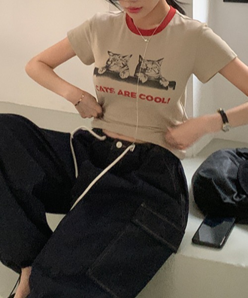 Vipoa(ヴィポア)の「キャットグラフィッククロップドTEE(Tシャツ/カットソー・レディース・ベージュ・FREE)」の5枚目の写真