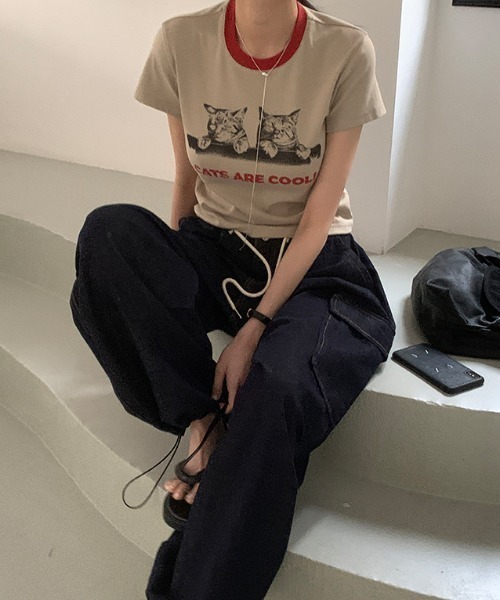 Vipoa(ヴィポア)の「キャットグラフィッククロップドTEE(Tシャツ/カットソー・レディース・ベージュ・FREE)」の4枚目の写真