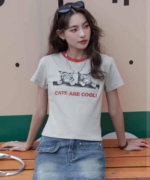 Vipoa(ヴィポア)の「キャットグラフィッククロップドTEE(Tシャツ/カットソー・レディース・ベージュ・FREE)」の8枚目の写真