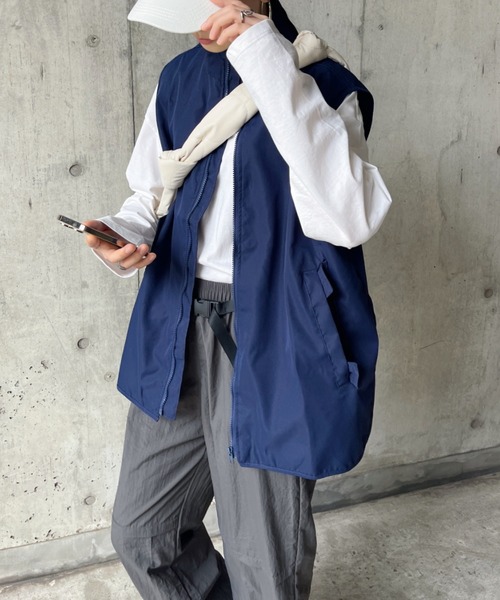 CLEA（クレア）の「バックルベルトミリタリーナイロンワイドパンツ（カーゴパンツ・レディース・ベージュ/グレー/ブラック・M）」の9枚目の写真