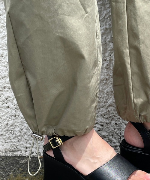 one way（ワンウェイ）の「【S/Mサイズ展開あり】カーゴポケットパンツ（カーゴパンツ・レディース・ブラック/ダークグリーン/ピンク/ホワイト・SMALL/MEDIUM）」の12枚目の写真