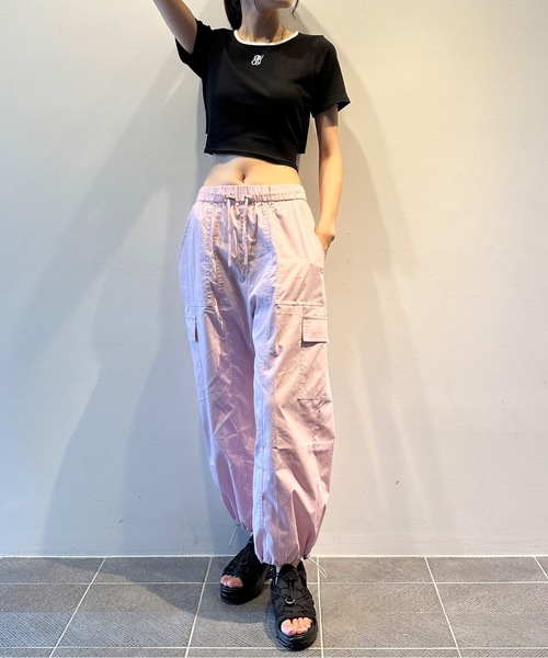 one way（ワンウェイ）の「【S/Mサイズ展開あり】カーゴポケットパンツ（カーゴパンツ・レディース・ブラック/ダークグリーン/ピンク/ホワイト・SMALL/MEDIUM）」の17枚目の写真