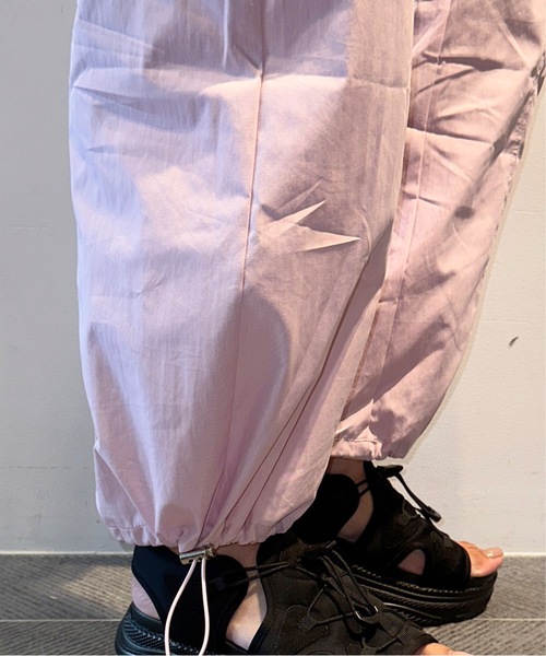 one way（ワンウェイ）の「【S/Mサイズ展開あり】カーゴポケットパンツ（カーゴパンツ・レディース・ブラック/ダークグリーン/ピンク/ホワイト・SMALL/MEDIUM）」の20枚目の写真