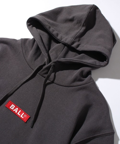 BALL(ボール)の「【BALL/ボール】オープンエンド裏毛 BOXロゴワッペンプルパーカー(パーカー・メンズ・チャコール/ダークグレー/ネイビー/ブラック・M/LL/L)」の6枚目の写真