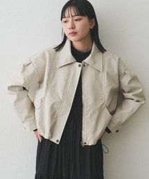 フェイクレザーショートジャケット