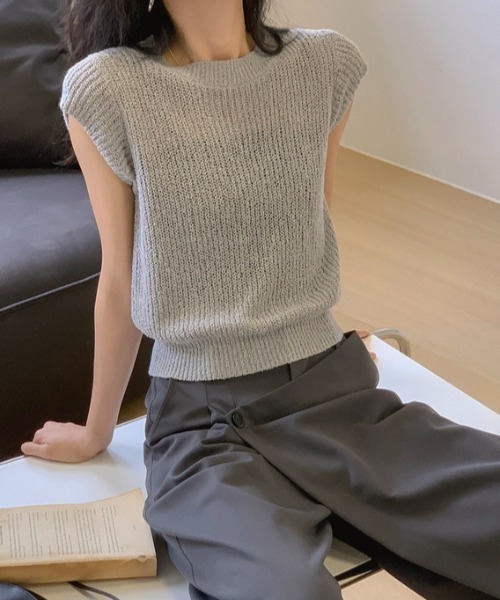 SHEENA(シーナ)の「フレンチスリーブニットトップス(Tシャツ/カットソー・レディース・オフホワイト/グレー/ブラック/ライトカーキ/ベージュ・M)」の8枚目の写真