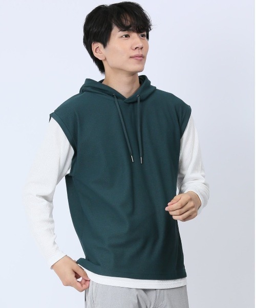TAKA-Q（タカキュー）の「タカキュー さまになる フェイクレイヤード 長袖プルパーカー（パーカー・メンズ・ブラウン/グリーン・X-LARGE/LARGE/MEDIUM）」の2枚目の写真
