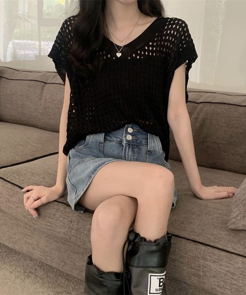 Silly(シリー)の「【大人かわいいアイテム♪】フレンチスリーブニットプルオーバー(ニット/セーター・レディース・ベージュ/ホワイト/ブラウン/ブラック/グレー・FREE)」の2枚目の写真