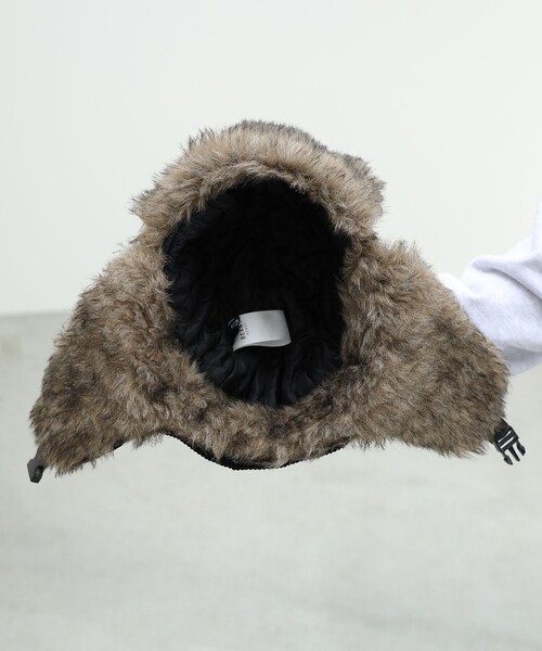 BEAMS HEART(ビームスハート)の「BEAMS HEART / コーデュロイ アビエイター キャップ(キャップ・メンズ・ブラック・ONE SIZE)」の7枚目の写真