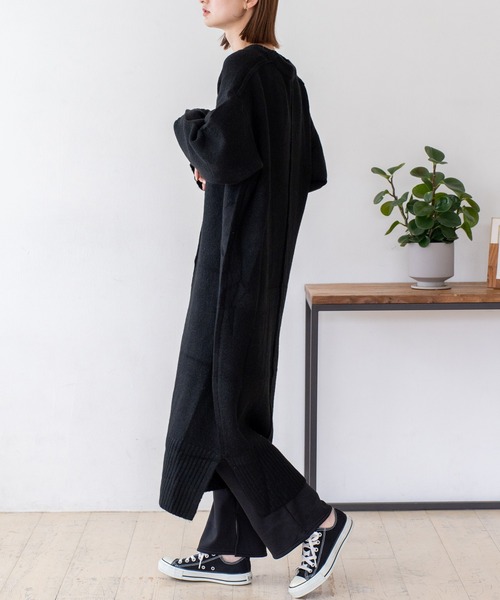 VitaFelice（ヴィータフェリーチェ）の「裏起毛 サイドスリット セミフレアリブレギンスパンツ（その他パンツ・レディース・ブルー系/ブラック/キャメル/ベージュ・FREE）」の13枚目の写真