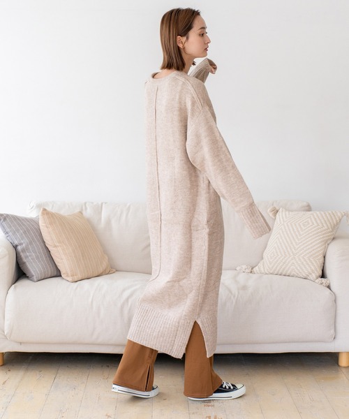 VitaFelice（ヴィータフェリーチェ）の「裏起毛 サイドスリット セミフレアリブレギンスパンツ（その他パンツ・レディース・ブルー系/ブラック/キャメル/ベージュ・FREE）」の20枚目の写真