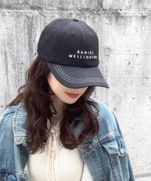 Daniel Wellington（ダニエルウェリントン）の「ダニエルウェリントン ロゴ刺繍 ベースボールキャップ（キャップ）」