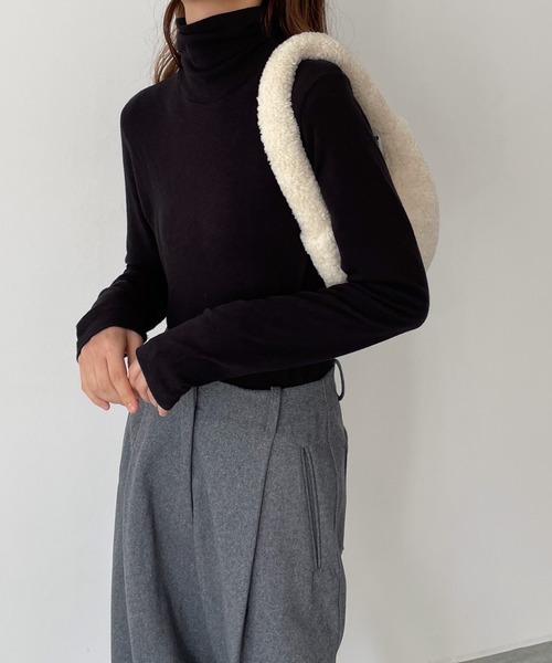 CANAL JEAN（キャナルジーン）の「El mar　シアーハイネックロングTシャツ（Tシャツ/カットソー・レディース・ブラック/チャコールグレー/アイボリー・ONE SIZE）」の8枚目の写真