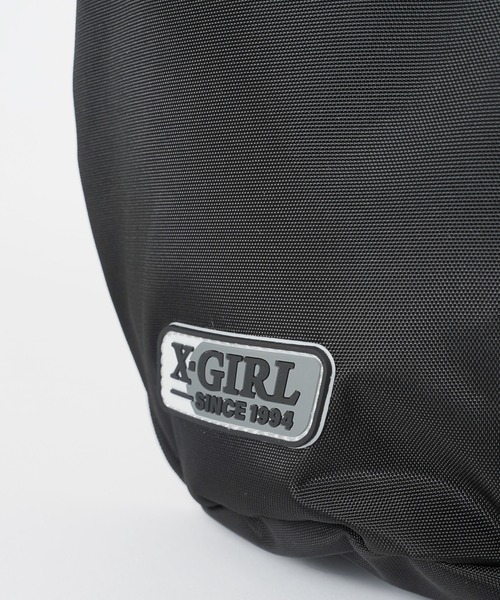 X-girl（エックスガール）の「DAISY CHAIN SHOULDER BAG（ショルダーバッグ・レディース・ブラック/ネイビー・ONE SIZE）」の4枚目の写真