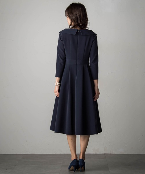 Viaggio Blu（ビアッジョブルー）の「soalonダブルクロスワンピース（ワンピース・レディース・ベージュ/ネイビー・M/S）」の14枚目の写真