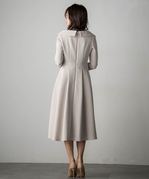 Viaggio Blu（ビアッジョブルー）の「soalonダブルクロスワンピース（ワンピース・レディース・ベージュ/ネイビー・M/S）」の7枚目の写真