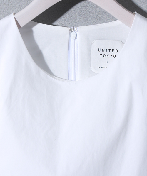 UNITED TOKYO（ユナイテッドトウキョウ）の「コットンナイロンバックフレアワンピース（ワンピース・レディース・ネイビー/ホワイト・1）」の4枚目の写真