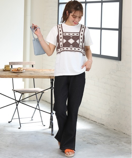 ad thie（アドティエ）の「ショート丈 クロシェニット×Tee SET（Tシャツ/カットソー・レディース・レッド/ブラウン・FREE）」の3枚目の写真