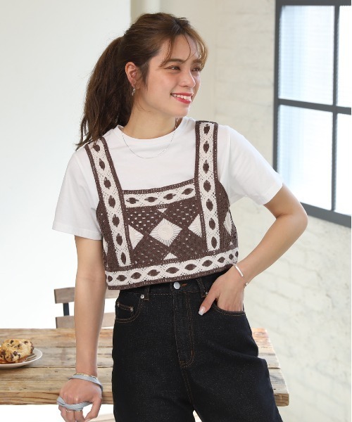 ad thie（アドティエ）の「ショート丈 クロシェニット×Tee SET（Tシャツ/カットソー・レディース・レッド/ブラウン・FREE）」の7枚目の写真