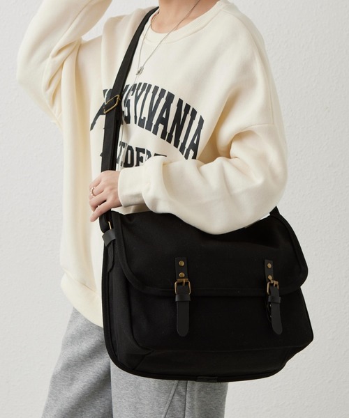 LA VORAGINE(ラ ヴォラジネ)の「大容量キャンバスショルダーバッグ キャンバス ポストマン ビッグショルダーバッグ メッセンジャーバッグ(メッセンジャーバッグ・レディース・グレー/カーキ/ブラウン/ブラック/ベージュ・FREE)」の22枚目の写真