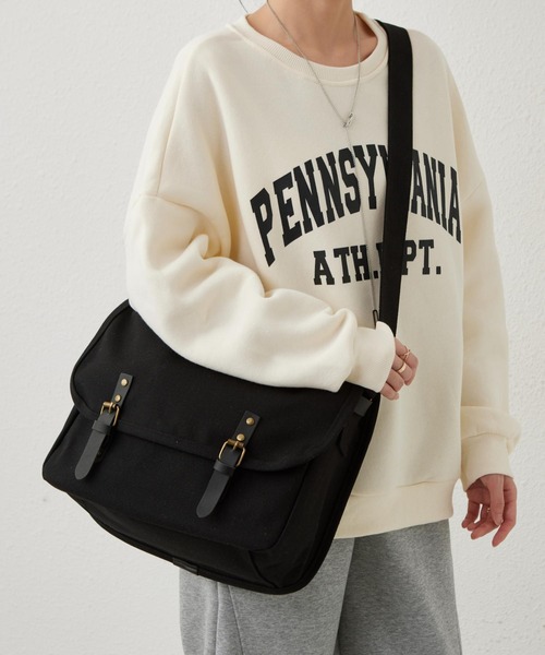 LA VORAGINE(ラ ヴォラジネ)の「大容量キャンバスショルダーバッグ キャンバス ポストマン ビッグショルダーバッグ メッセンジャーバッグ(メッセンジャーバッグ・レディース・グレー/カーキ/ブラウン/ブラック/ベージュ・FREE)」の21枚目の写真