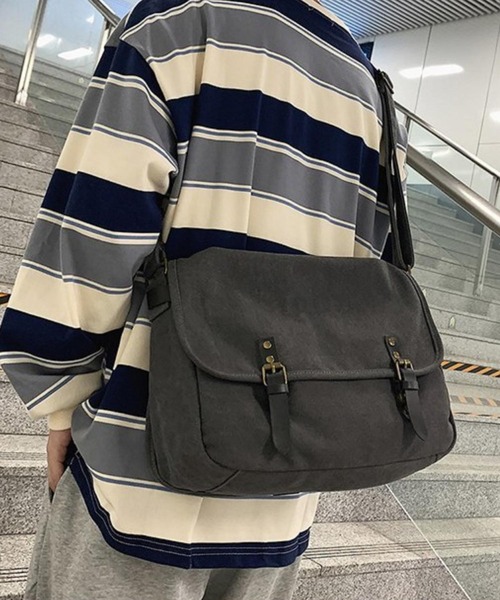 LA VORAGINE(ラ ヴォラジネ)の「大容量キャンバスショルダーバッグ キャンバス ポストマン ビッグショルダーバッグ メッセンジャーバッグ(メッセンジャーバッグ・レディース・グレー/カーキ/ブラウン/ブラック/ベージュ・FREE)」の8枚目の写真