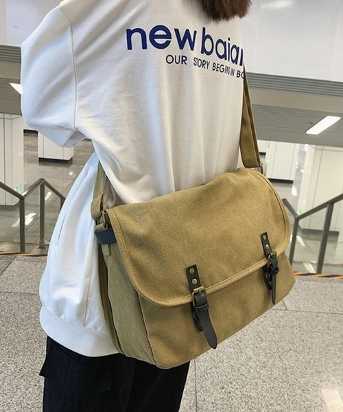 LA VORAGINE(ラ ヴォラジネ)の「大容量キャンバスショルダーバッグ キャンバス ポストマン ビッグショルダーバッグ メッセンジャーバッグ(メッセンジャーバッグ・レディース・グレー/カーキ/ブラウン/ブラック/ベージュ・FREE)」の10枚目の写真