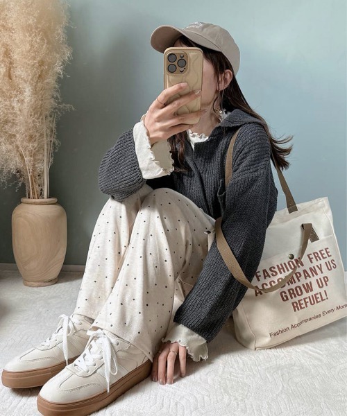 Miniministore(ミニミニストア)の「ショート丈ニット カーディガン トップス(カーディガン/ボレロ・レディース・ブラウン/ダークグレー/ベージュ・FREE)」の19枚目の写真