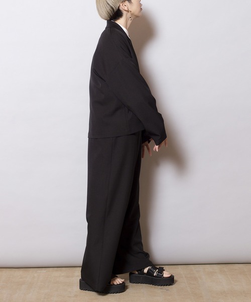 OSMOSIS(オズモーシス)の「ショートジャケット(テーラードジャケット・レディース・ネイビー/ブラック/ベージュ・ONE SIZE)」の12枚目の写真