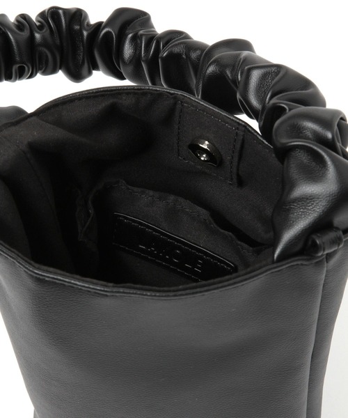 LAKOLE（ラコレ）の「ギャザーハンドルミニ2WAYショルダーバッグ / 100195（ショルダーバッグ・レディース・ブラック/セージグリーン/その他1/ブルー・FREE）」の18枚目の写真