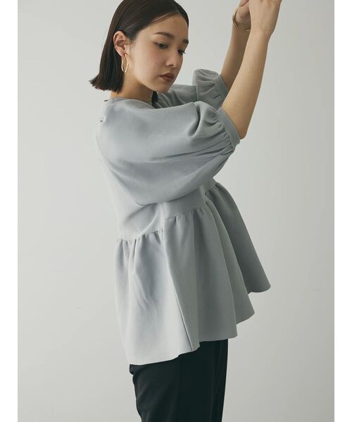 armonia(アルモニーア)の「a.ウエストギャザー袖ボリュームニット(ニット/セーター・レディース・ブラック/ブルー/グレー/アイボリー・FREE)」の13枚目の写真