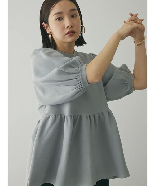 armonia(アルモニーア)の「a.ウエストギャザー袖ボリュームニット(ニット/セーター・レディース・ブラック/ブルー/グレー/アイボリー・FREE)」の15枚目の写真