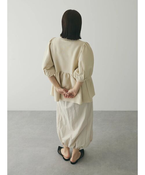 armonia(アルモニーア)の「a.ウエストギャザー袖ボリュームニット(ニット/セーター・レディース・ブラック/ブルー/グレー/アイボリー・FREE)」の17枚目の写真