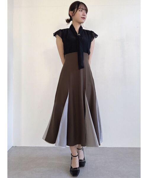 dazzlin(ダズリン)の「セミマーメイドスカート(スカート・レディース・アイボリー/ブラウン/ベージュ・SMALL/MEDIUM)」の5枚目の写真